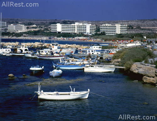 Grecian Bay 23
